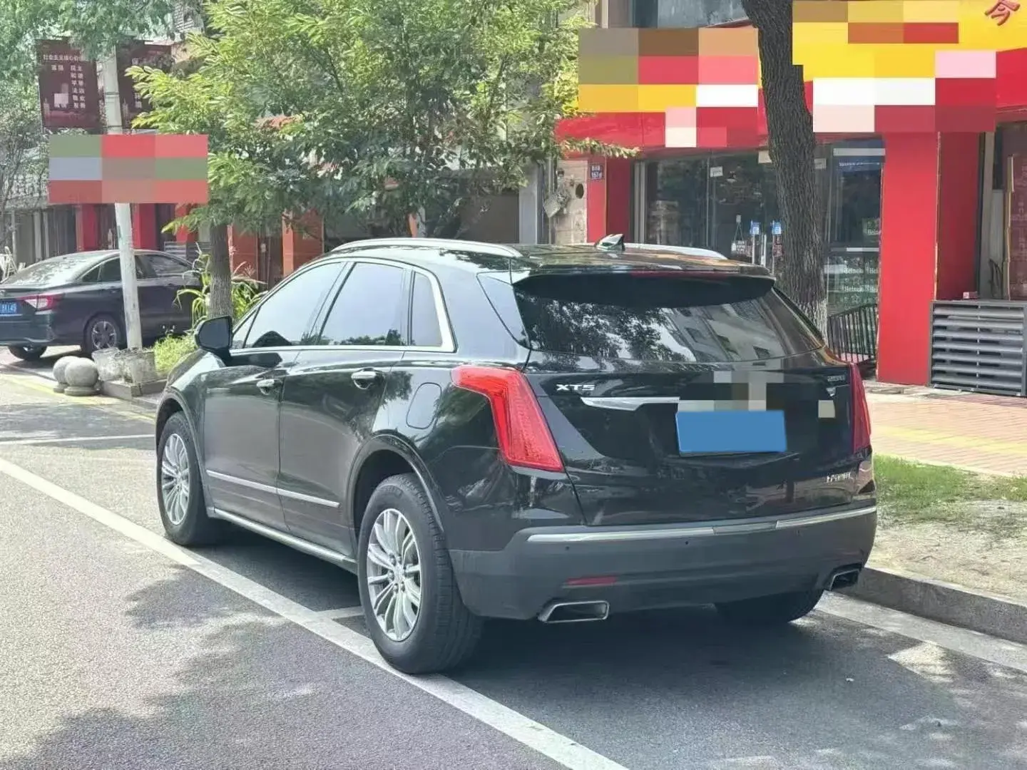 2018 CADILLAC XT4 thumbnail 3