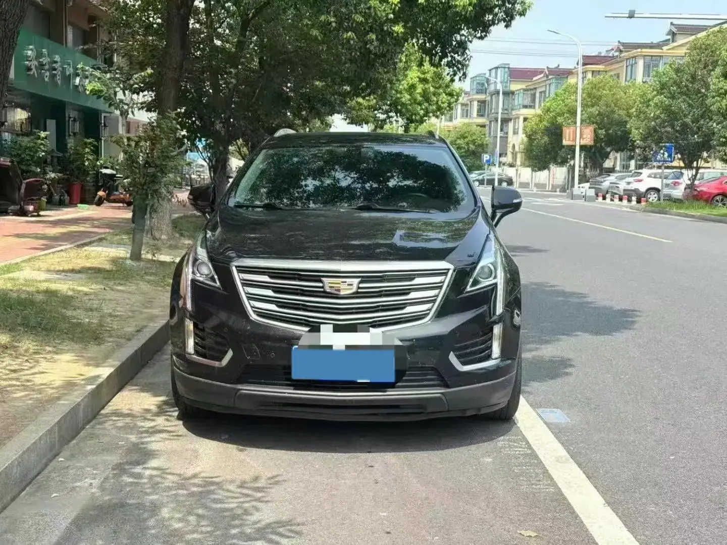 2018 CADILLAC XT4 thumbnail 2