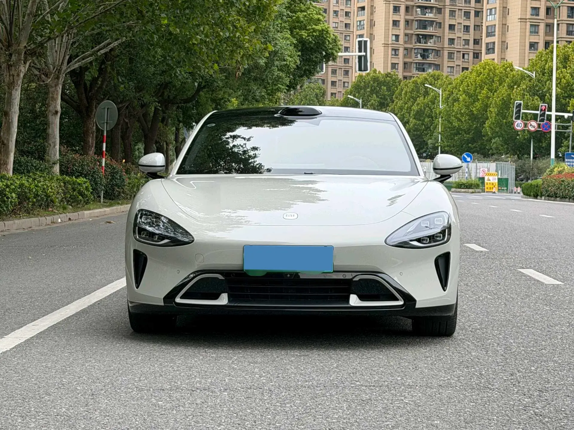 2024 MI SU7 thumbnail 2