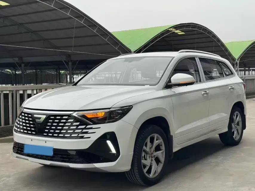 2023 JETTA VS7 view 1