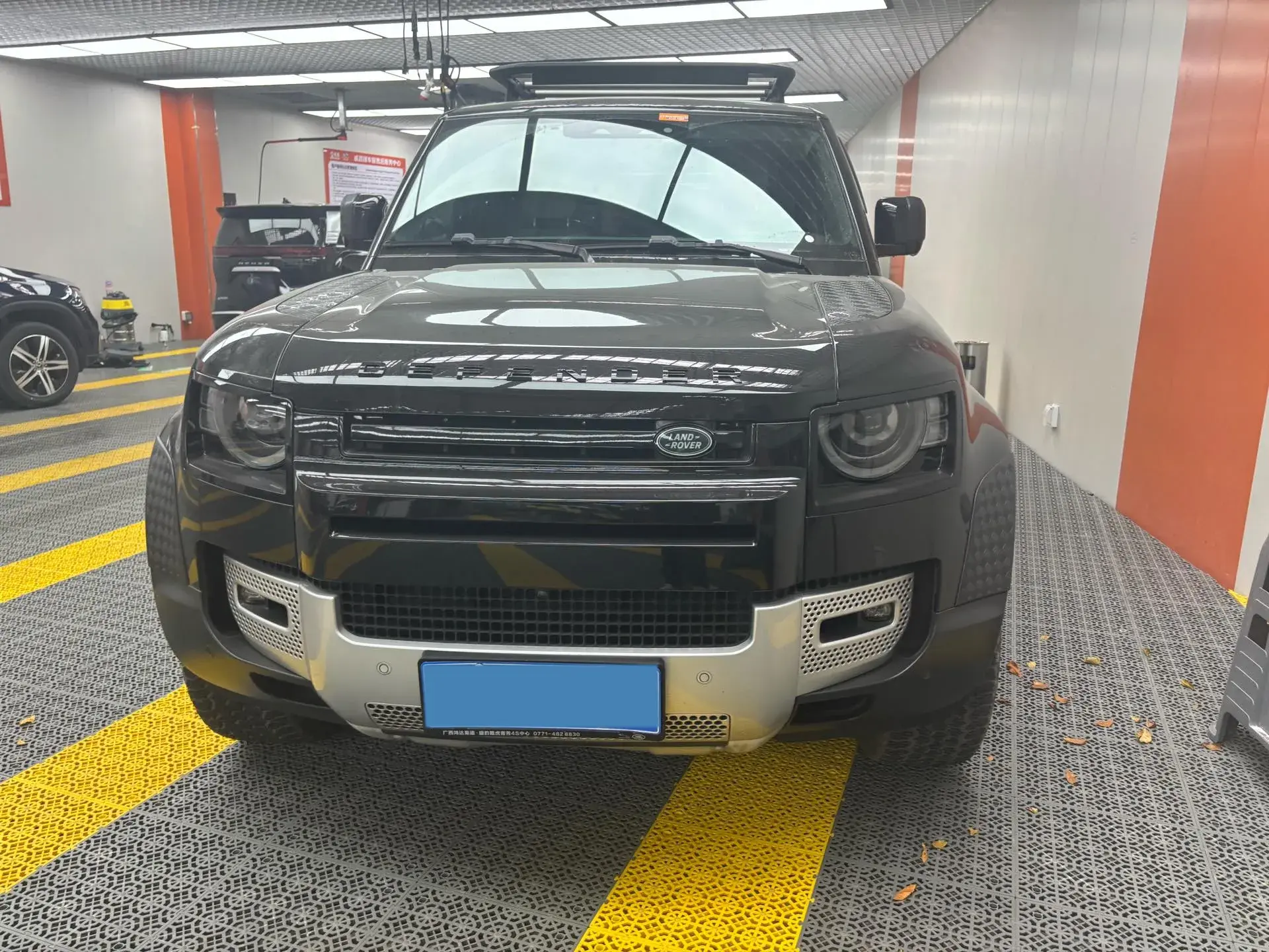 2023 LAND ROVER thumbnail 2