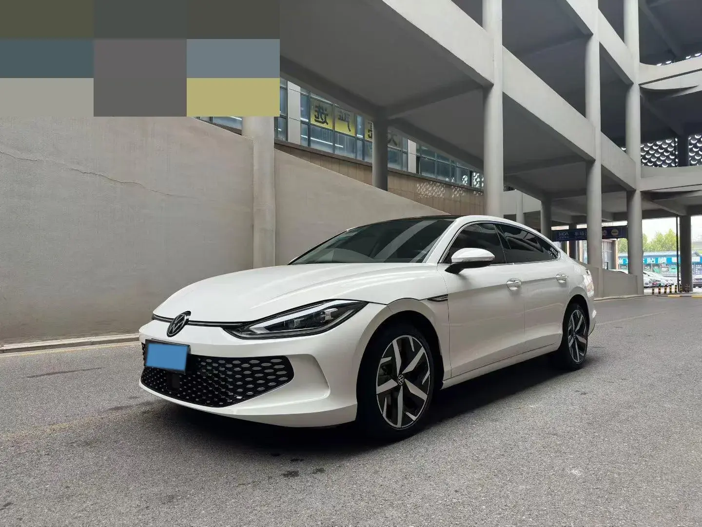 2022 VOLKSWAGEN LAMANDO view 1