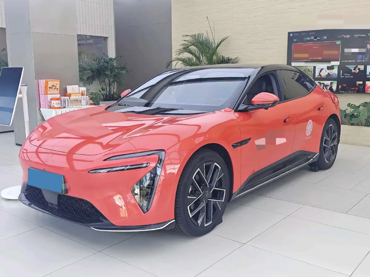 2025 Avatr 06 REEV 156HP REEV