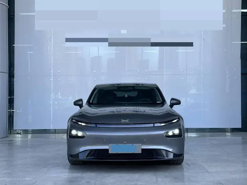 2020 XPENG P7 thumbnail 2