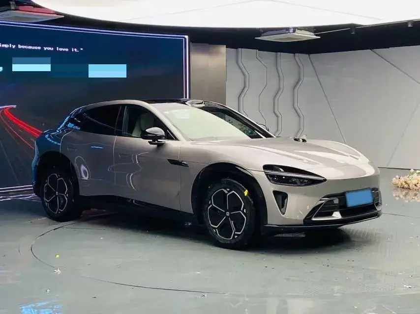 2025 MI YU7 thumbnail 3