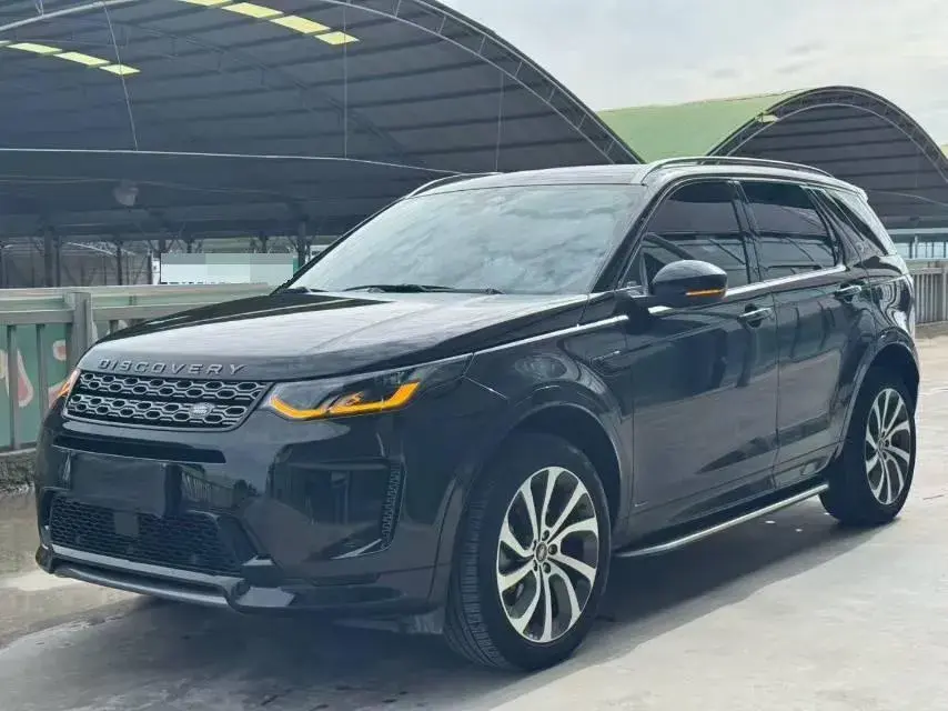 2022 LAND ROVER view 1
