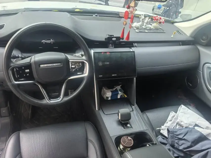 2024 LAND ROVER thumbnail 3