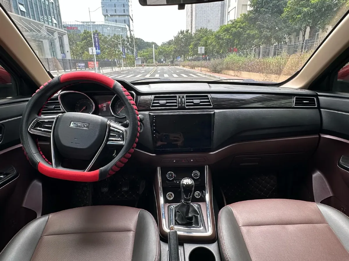 2016 LiFan MaiWei 1.5L 109HP L4 5MT,autocango,china used car exporter,china ev exporter,chinese used car exporter,chinese used ev exporter