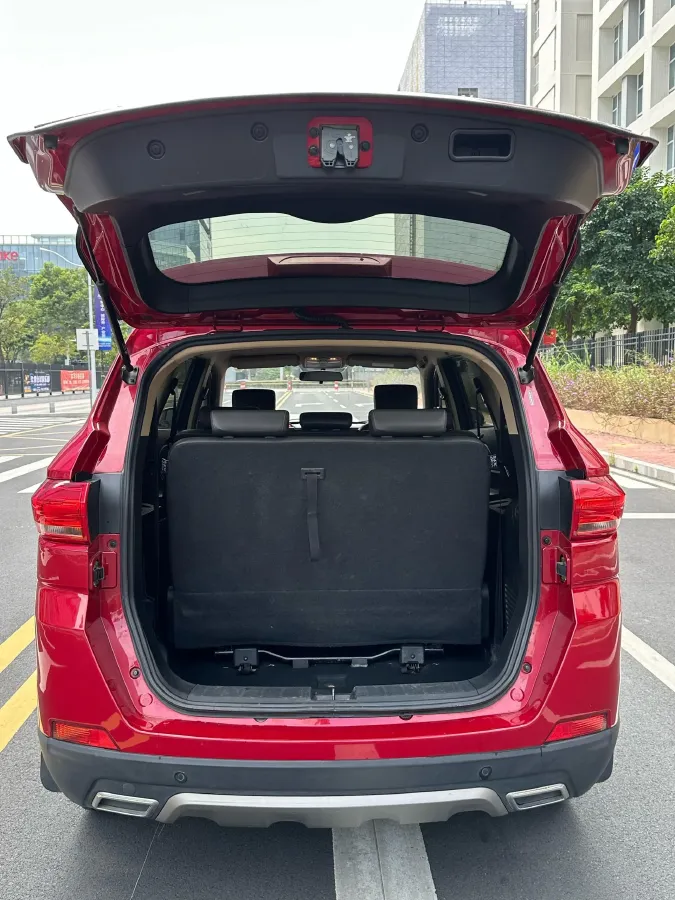 2016 LiFan MaiWei 1.5L 109HP L4 5MT,autocango,china used car exporter,china ev exporter,chinese used car exporter,chinese used ev exporter