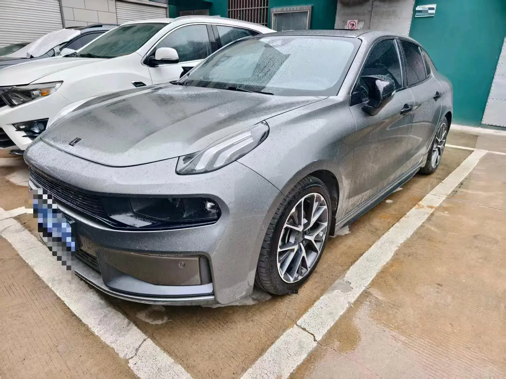 2022 LYNK&CO 03 view 1