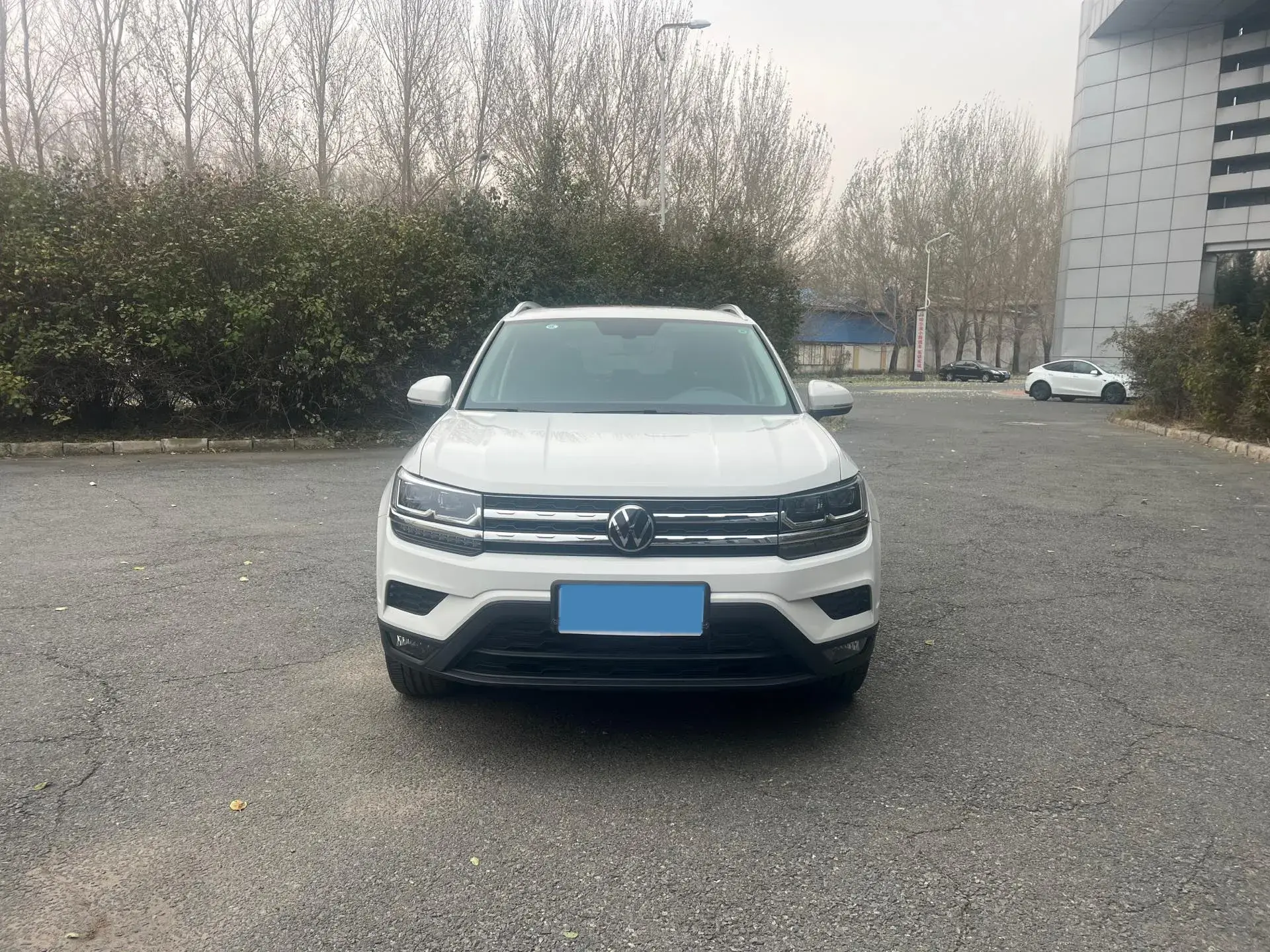 2021 VOLKSWAGEN THARU thumbnail 2