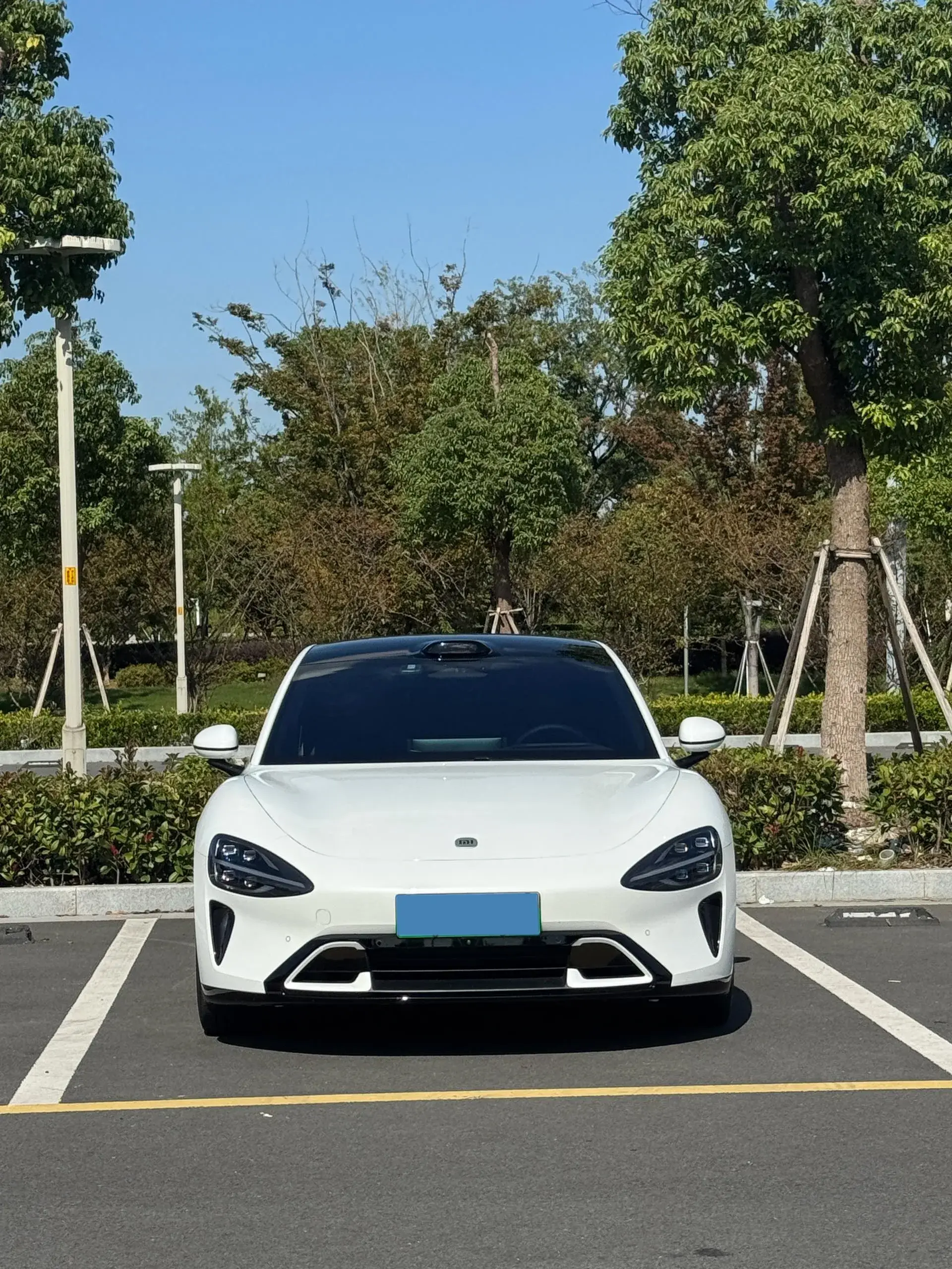 2024 MI SU7 thumbnail 2