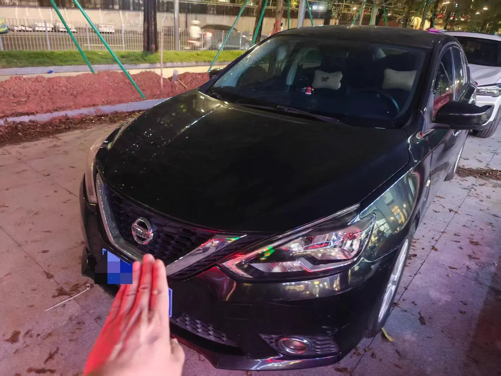 2019 NISSAN SYLPHY view 1