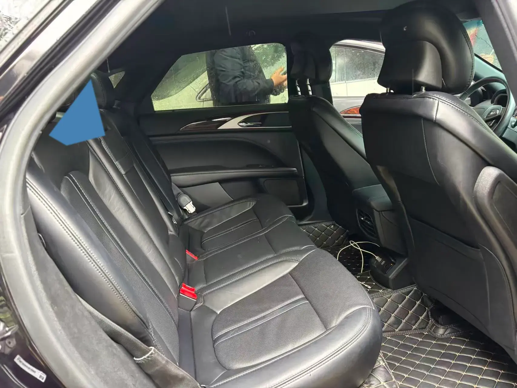 2019 LINCOLN MKZ thumbnail 4