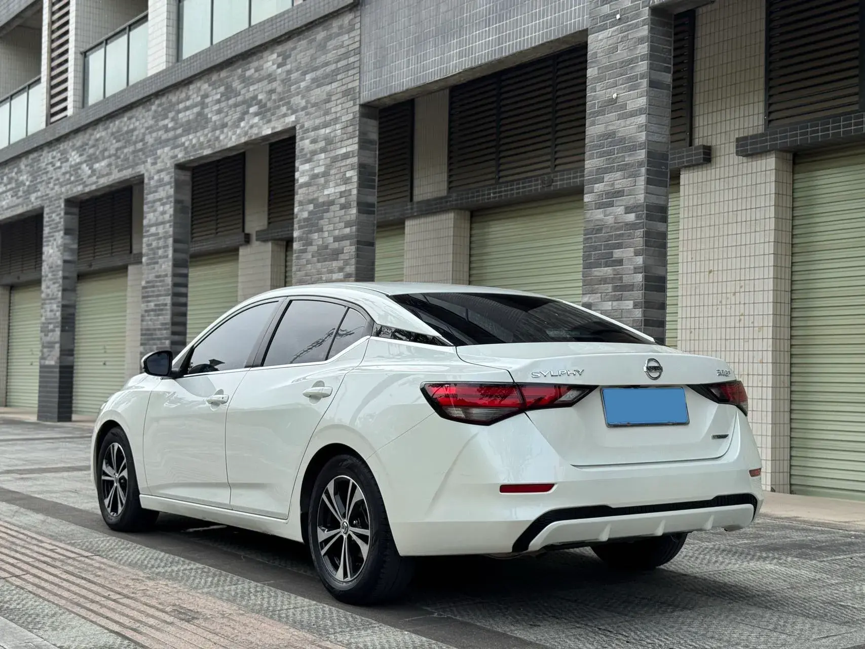 2020 NISSAN SYLPHY thumbnail 3