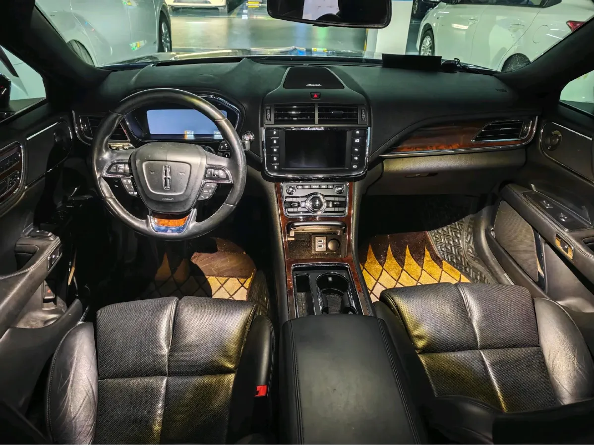 2019 Lincoln Continental 2.0T 241HP L4 6AT,autocango,china used car exporter,china ev exporter,chinese used car exporter,chinese used ev exporter