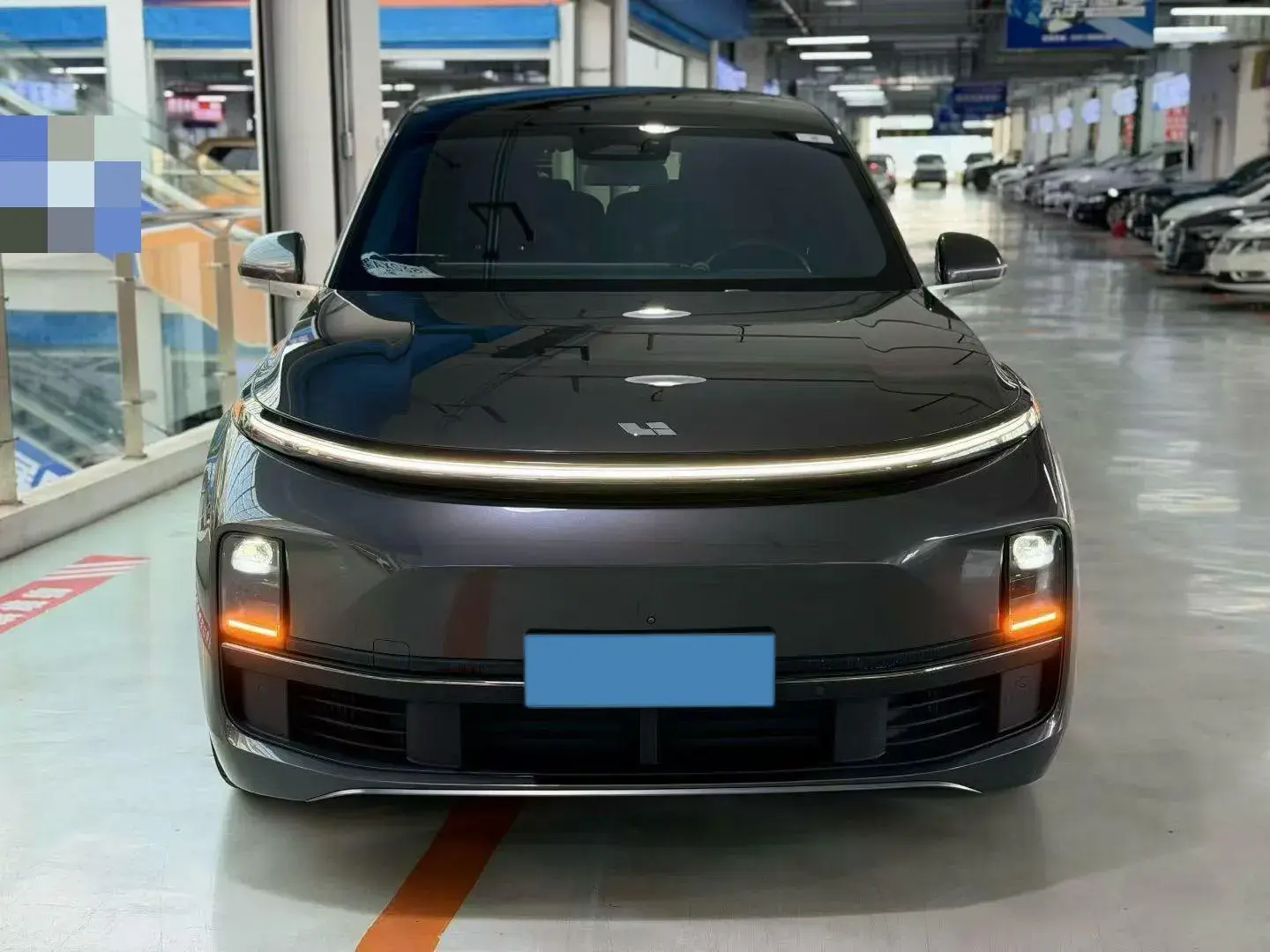 2023 LI L8 thumbnail 2