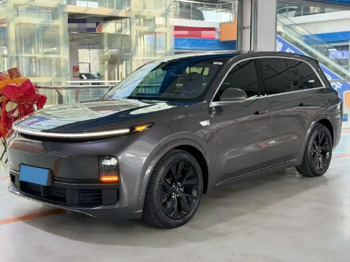 2023 Li L8 Range Extended 154HP REEV 40.9KWH