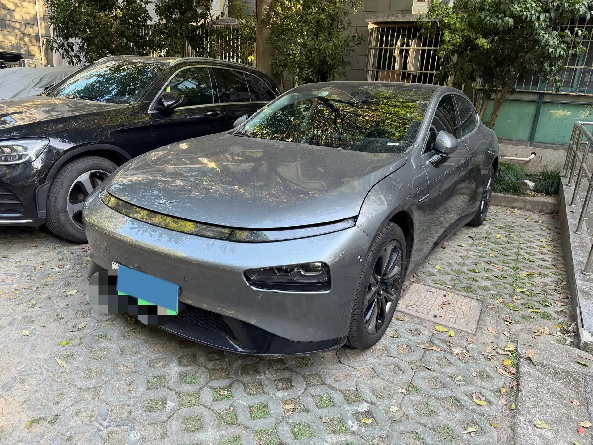 2020 XPENG P7 view 1