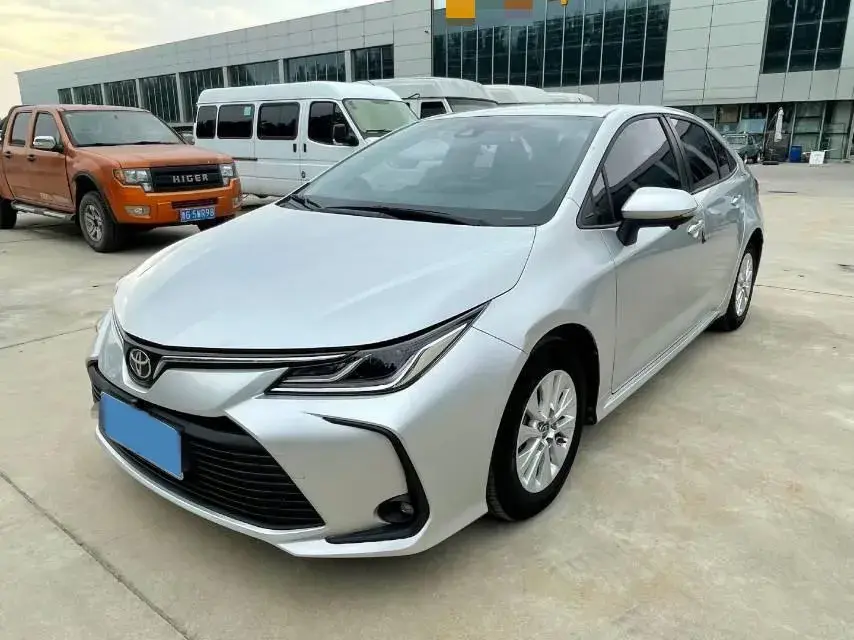2022 TOYOTA COROLLA view 1