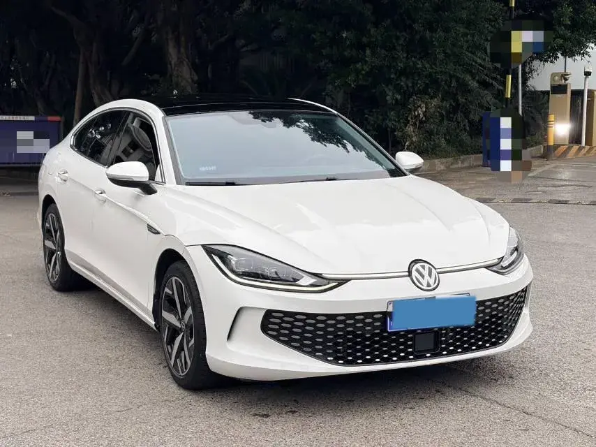 2022 VOLKSWAGEN LAMANDO thumbnail 3