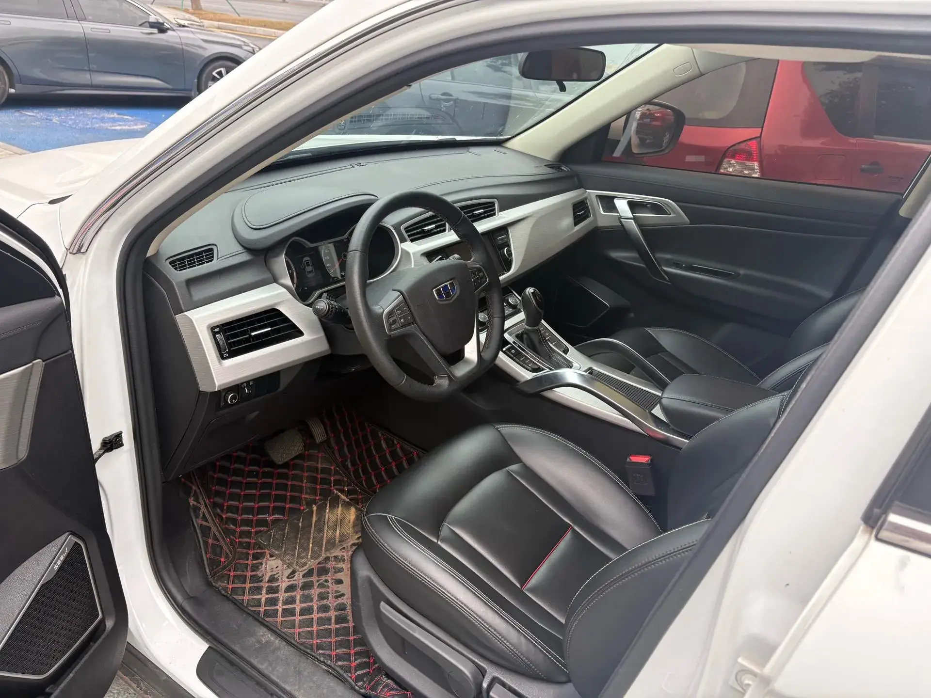 2018 GEELY AZKARRA thumbnail 3