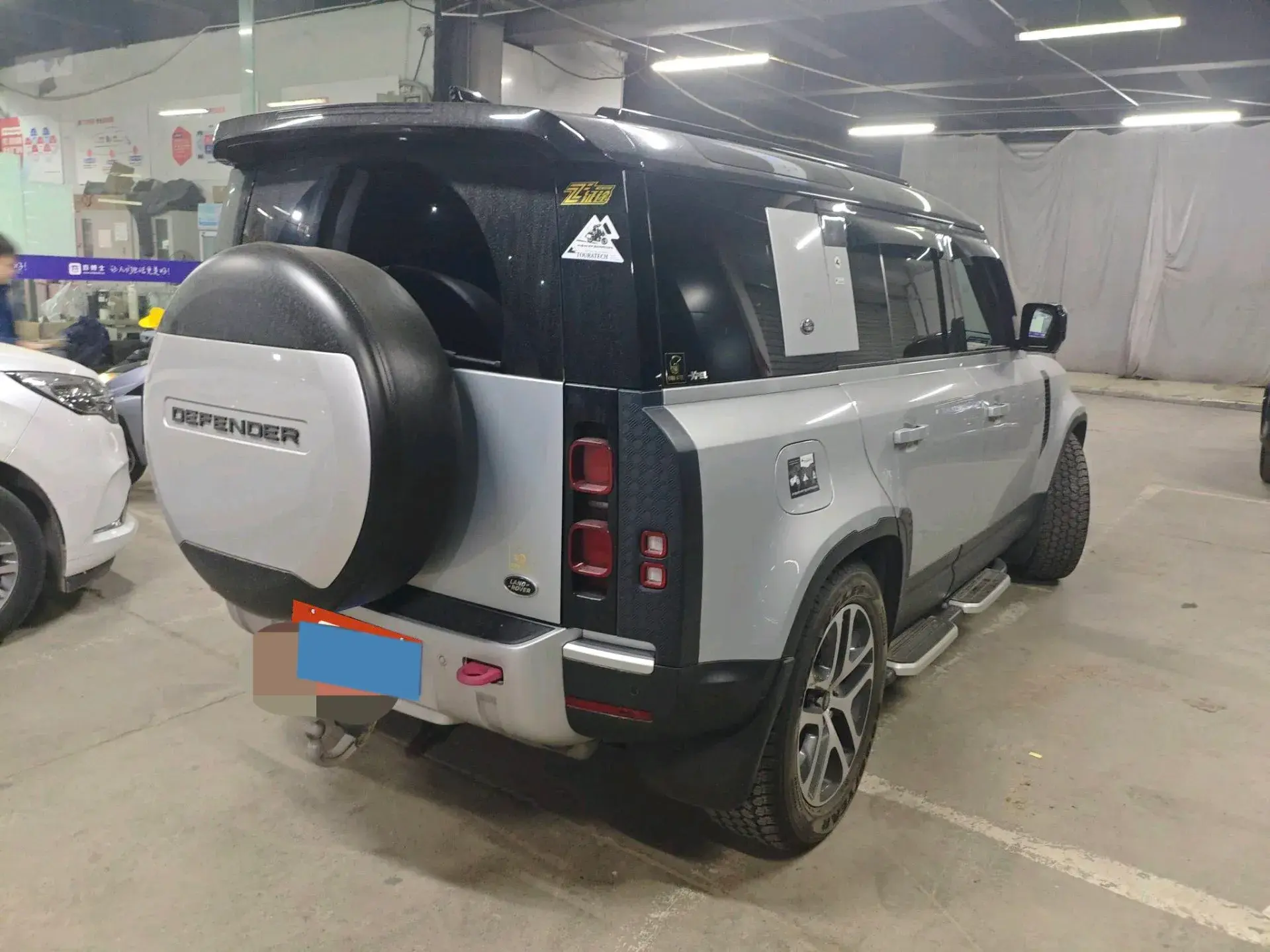 2021 LAND ROVER thumbnail 2