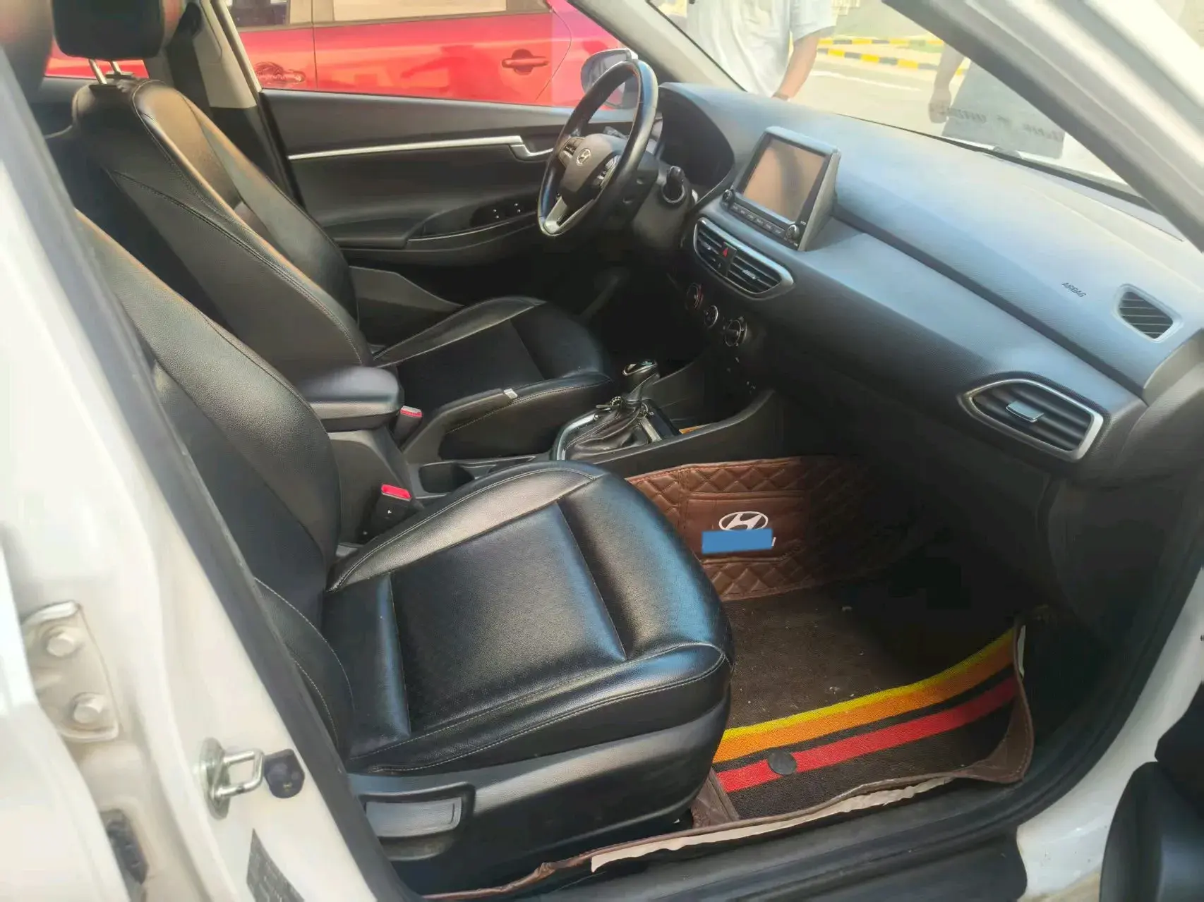 2017 HYUNDAI CELESTA thumbnail 4