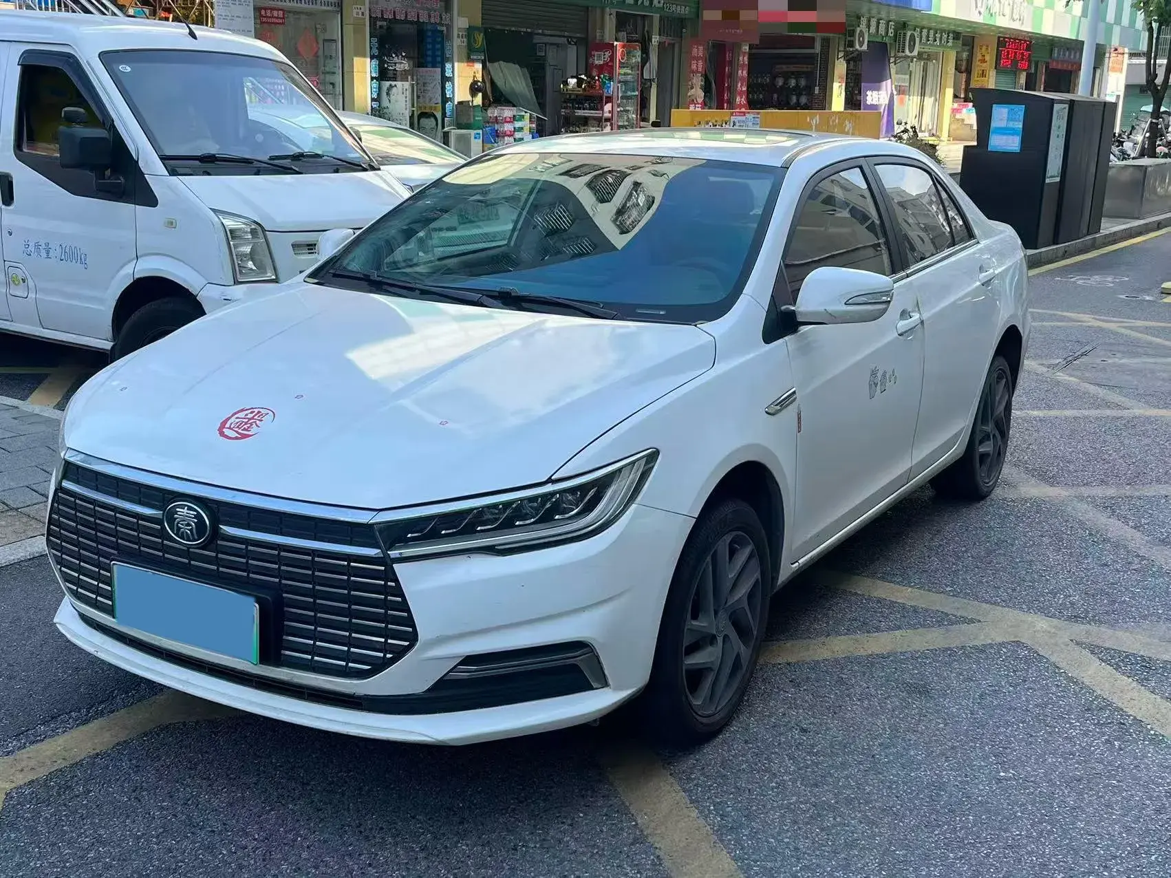 2019 BYD QIN view 1