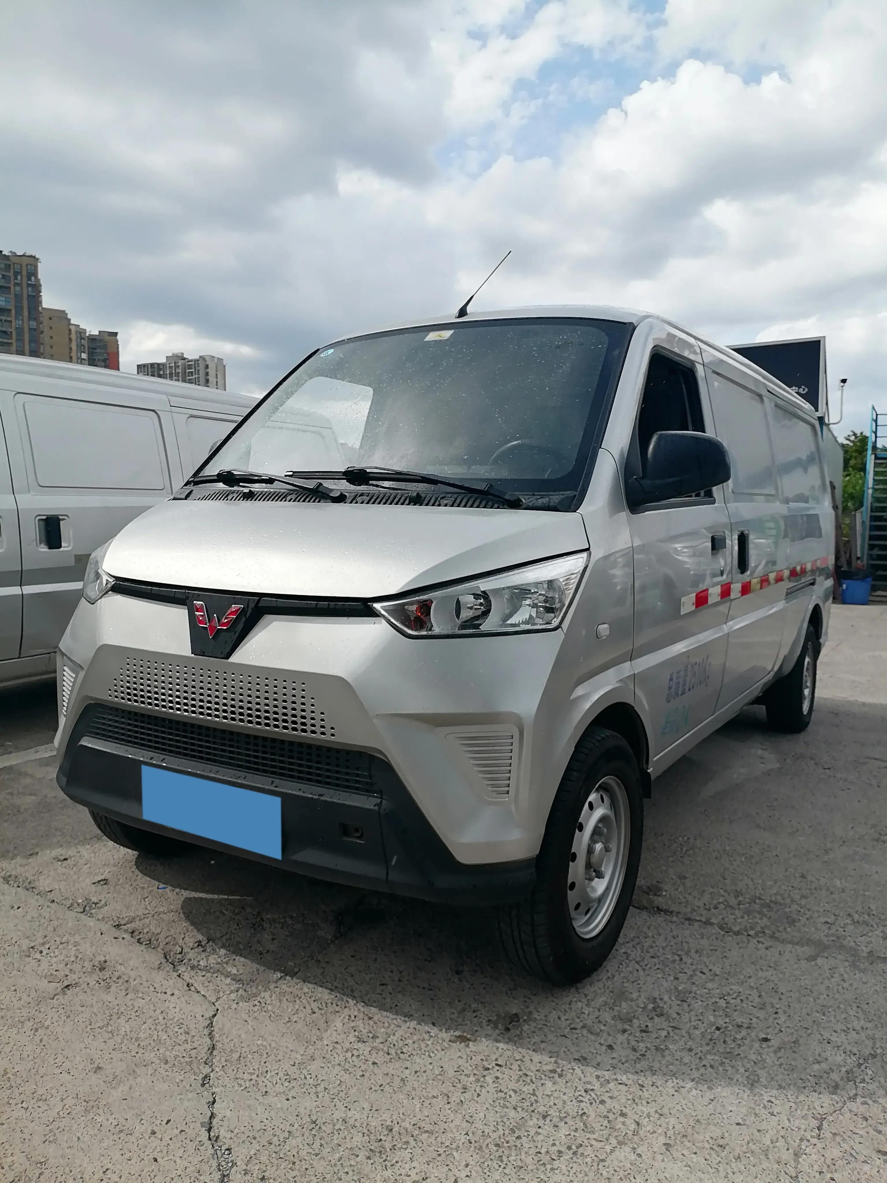 2020 WULING EV50 view 1