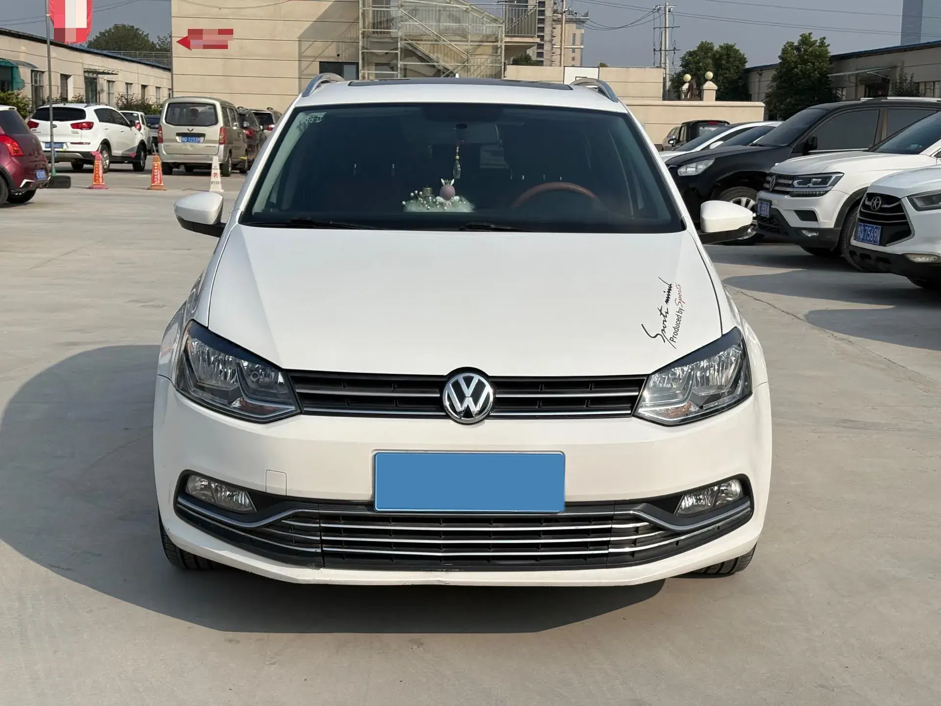 2018 VOLKSWAGEN POLO thumbnail 2