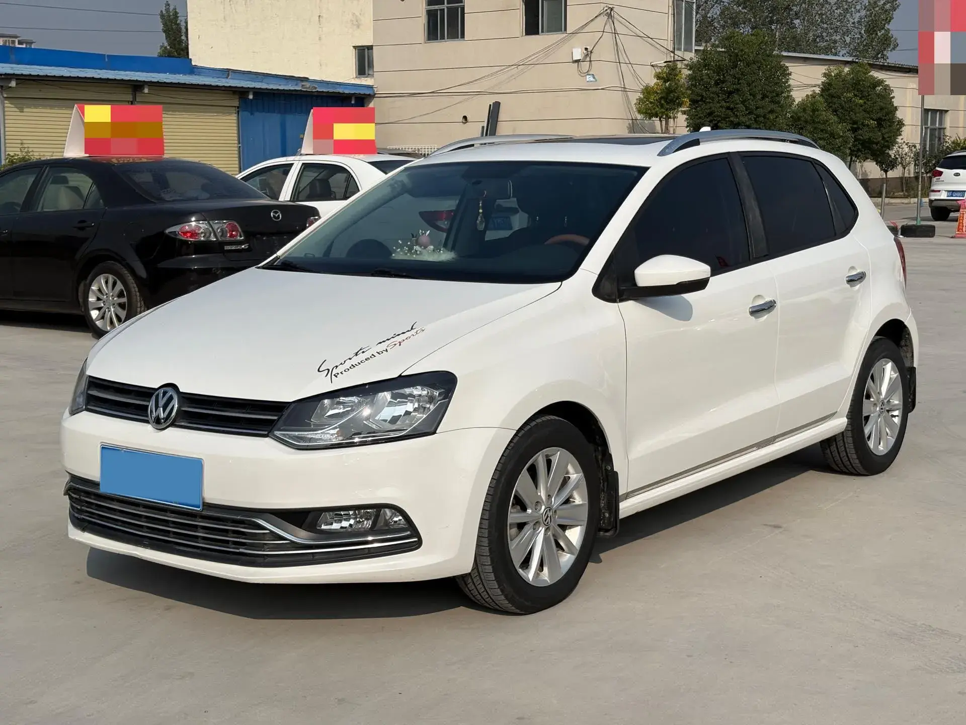 2018 VOLKSWAGEN POLO view 1