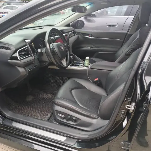 2019 TOYOTA CAMRY thumbnail 4