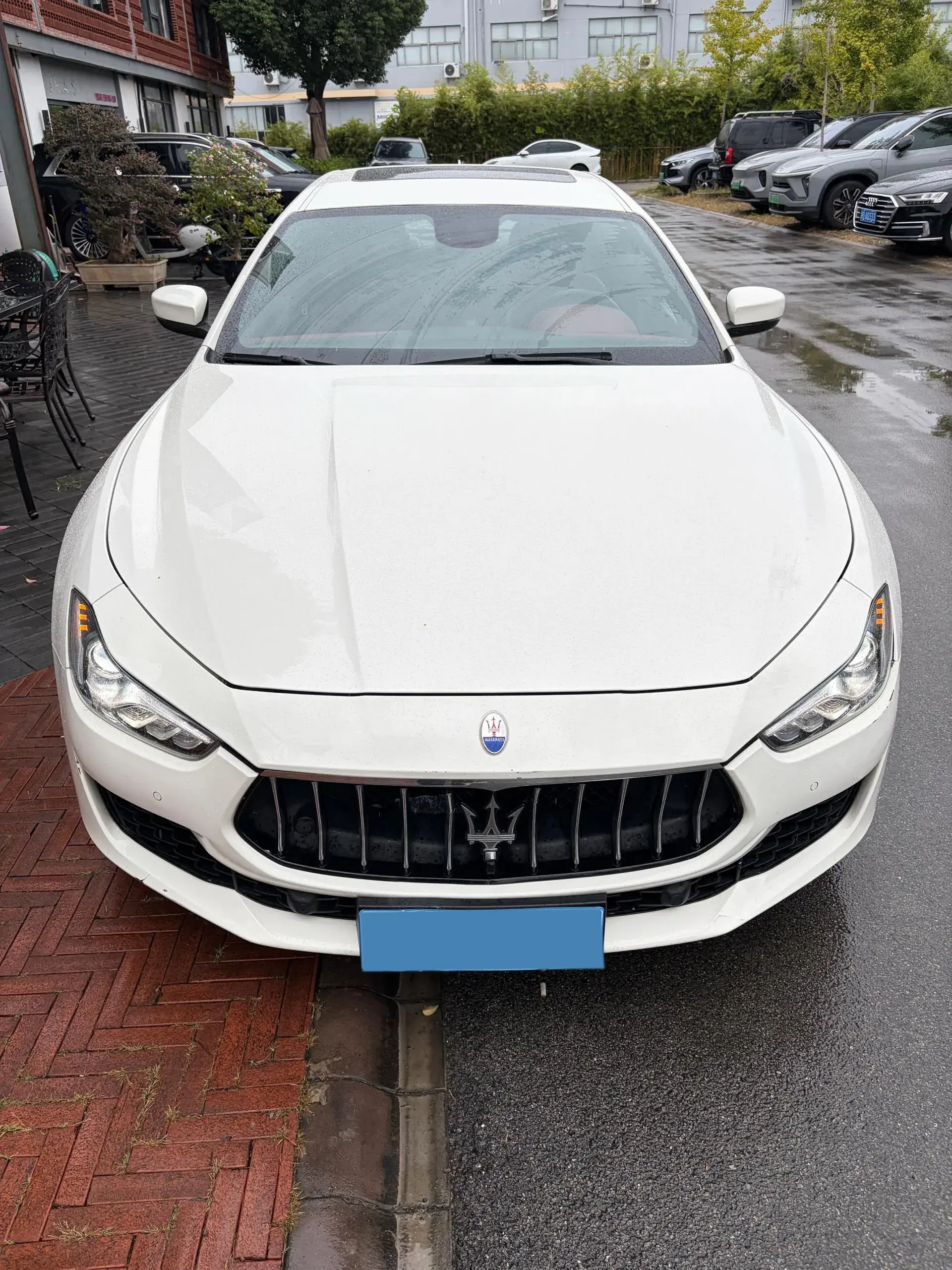 2022 MASERATI GHIBLI thumbnail 2