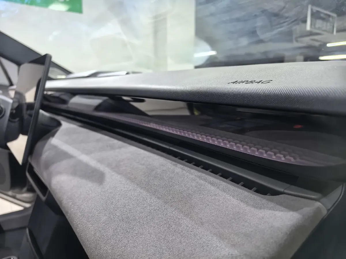 2025 LYNK&CO Z20 BEV 61.47KWH,autocango,china used car exporter,china ev exporter,chinese used car exporter,chinese used ev exporter