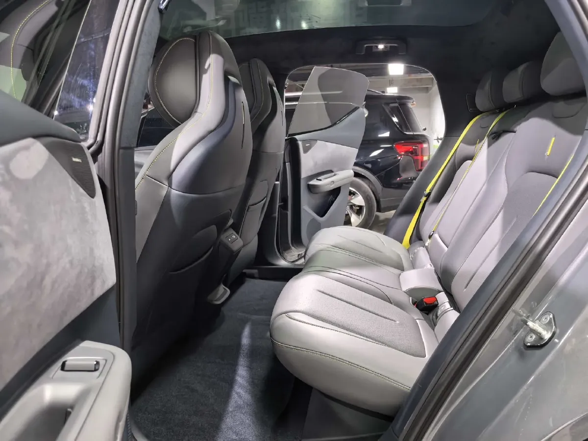 2025 LYNK&CO Z20 BEV 61.47KWH,autocango,china used car exporter,china ev exporter,chinese used car exporter,chinese used ev exporter