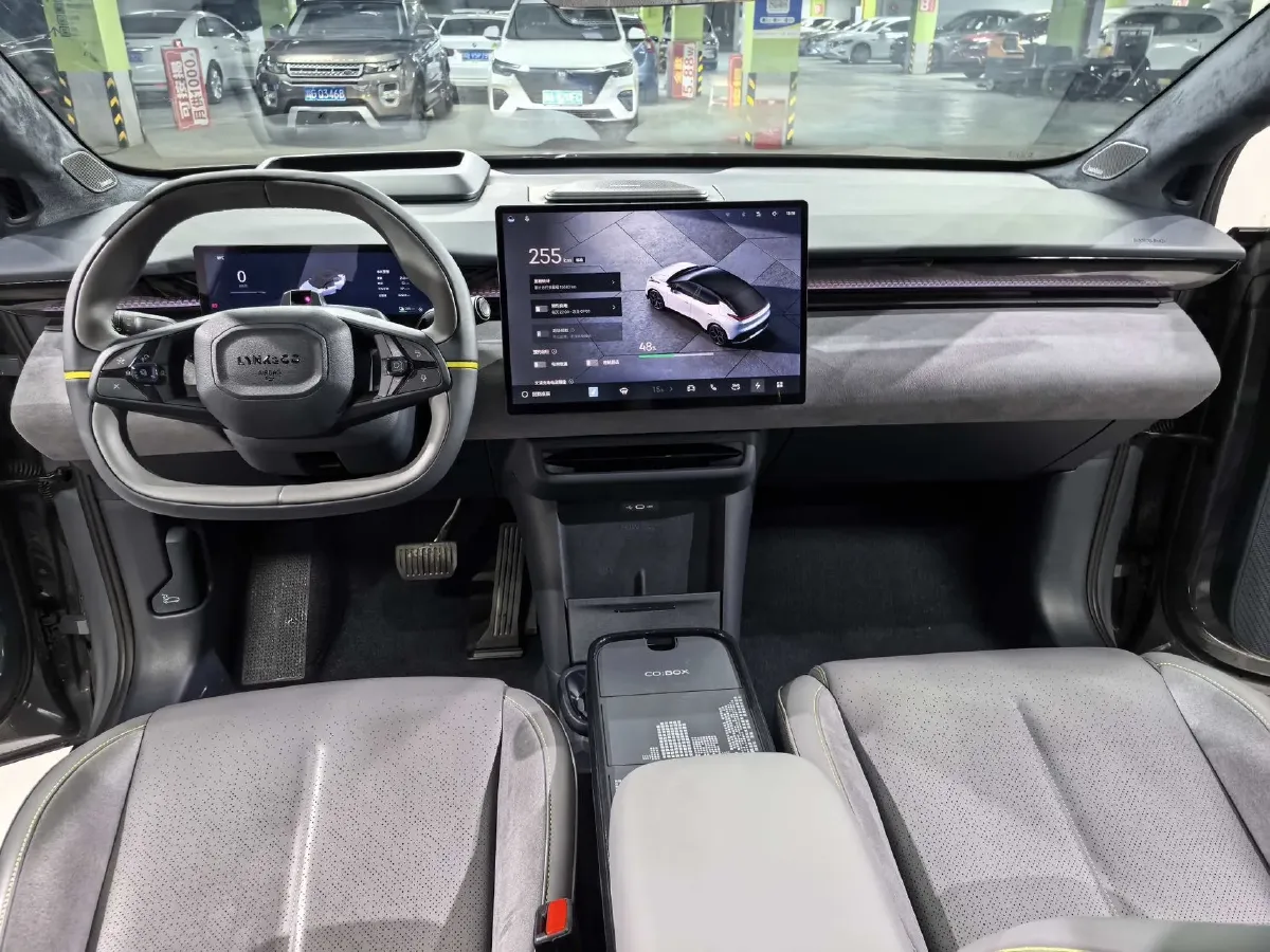 2025 LYNK&CO Z20 BEV 61.47KWH,autocango,china used car exporter,china ev exporter,chinese used car exporter,chinese used ev exporter