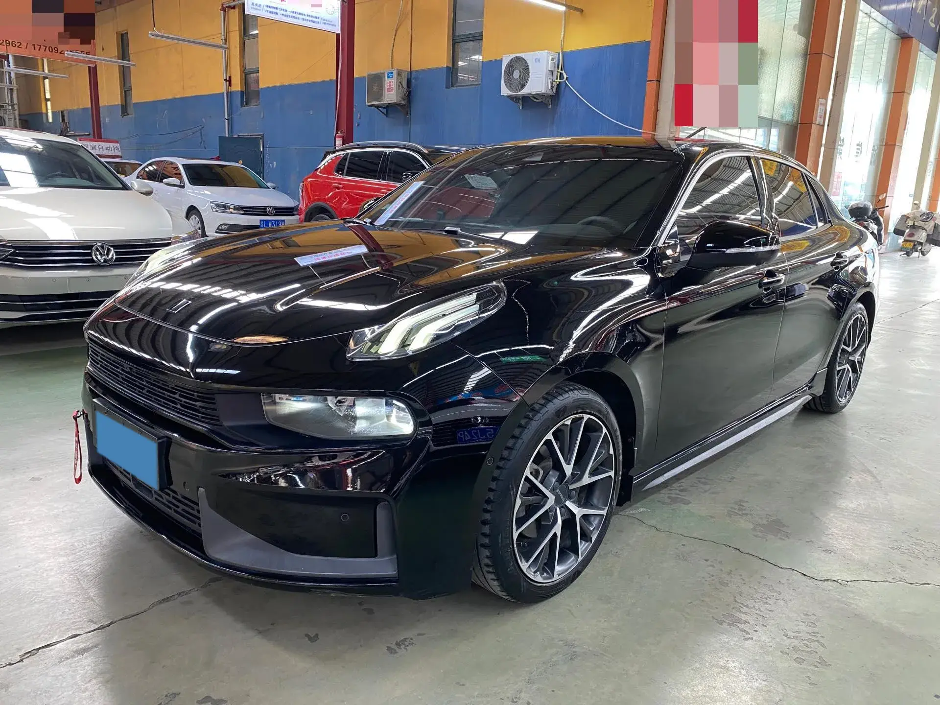 2020 LYNK&CO 03 view 1