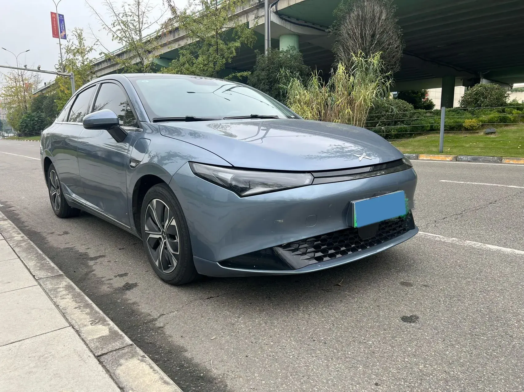 2023 XPENG P5 thumbnail 3