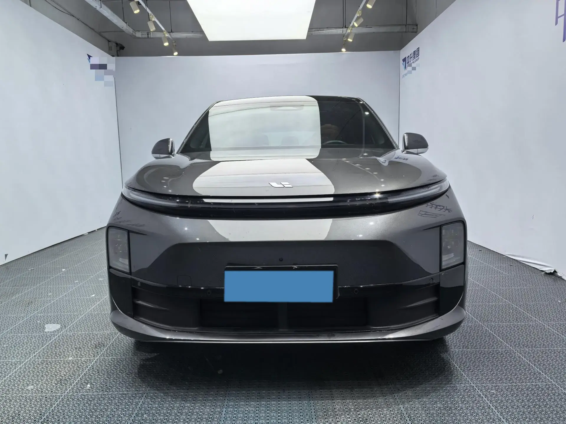 2024 LI L6 thumbnail 2