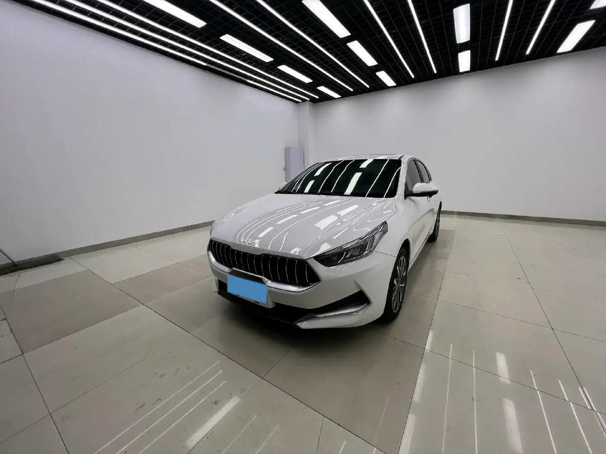 2021 Kia K3 1.5L 115HP L4 CVT