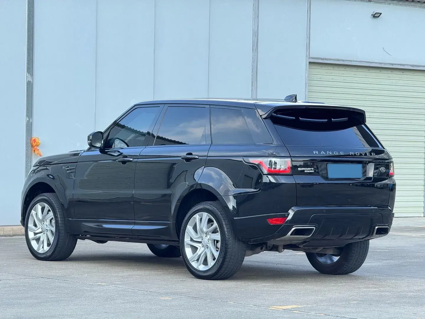 2018 LAND ROVER thumbnail 4