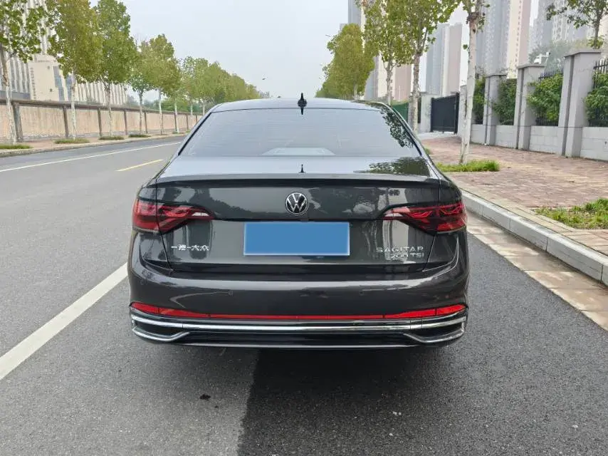 2023 VOLKSWAGEN SAGITAR thumbnail 4