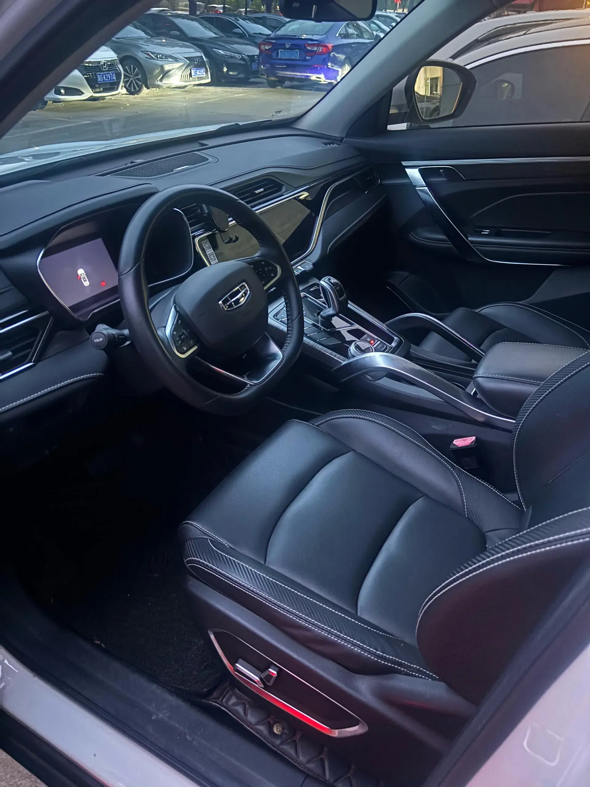 2020 GEELY AZKARRA thumbnail 4