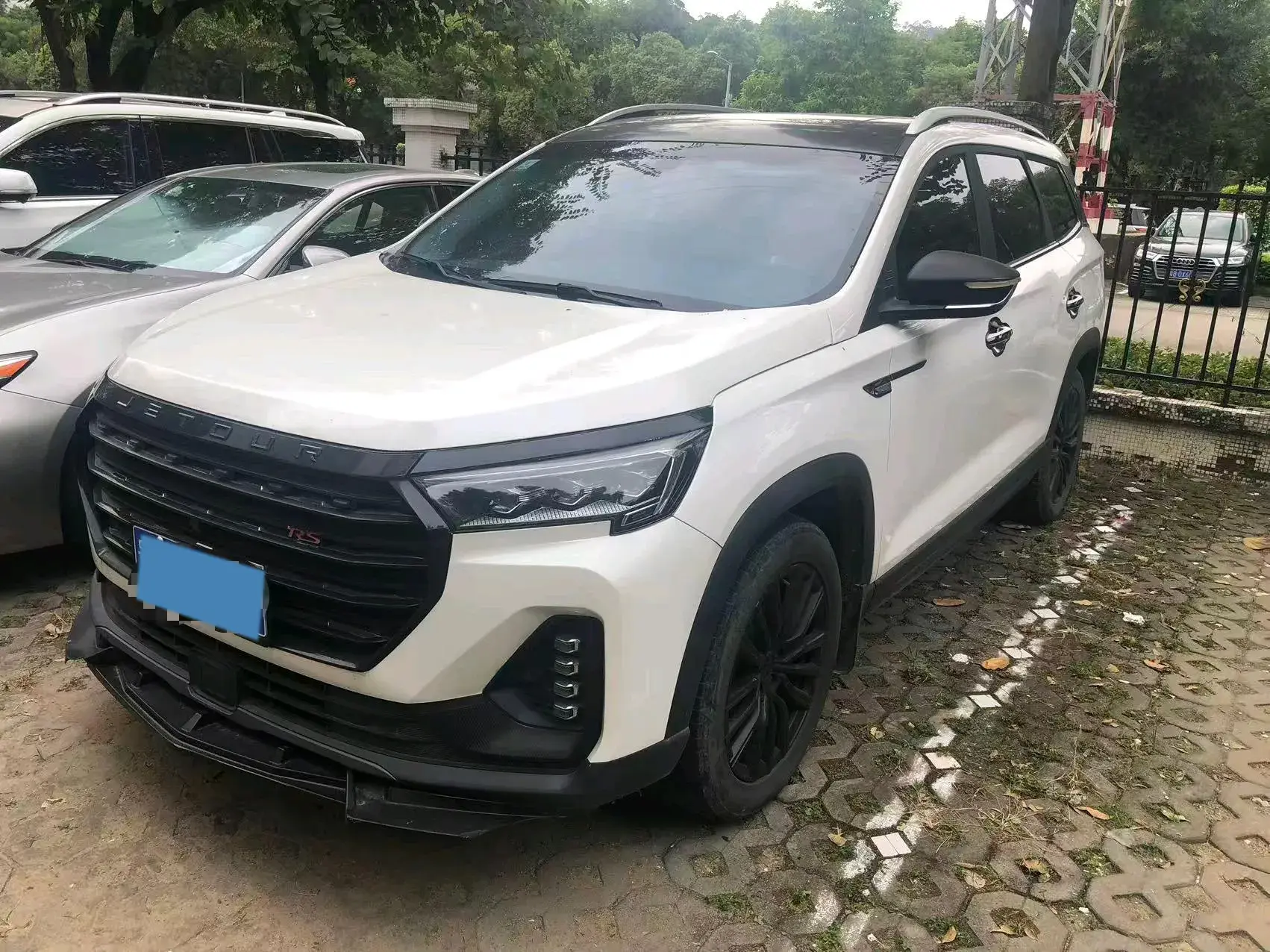 2021 JETOUR X90 view 1