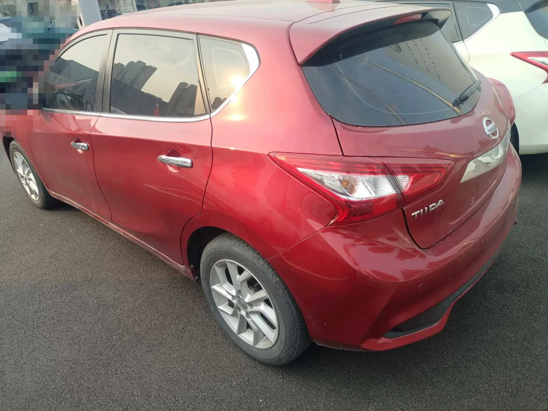 2021 NISSAN TIIDA thumbnail 2