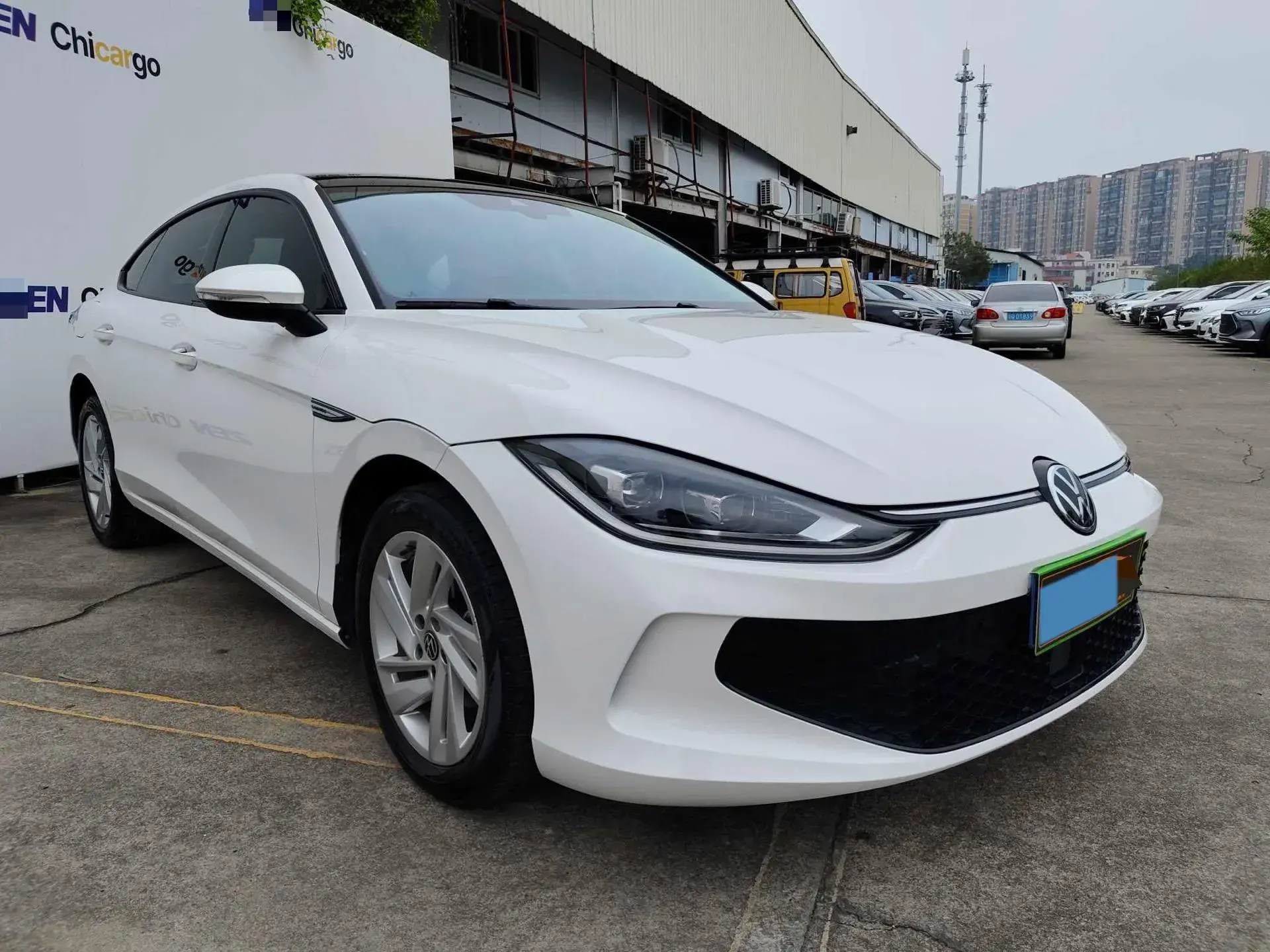 2022 VOLKSWAGEN LAMANDO thumbnail 4