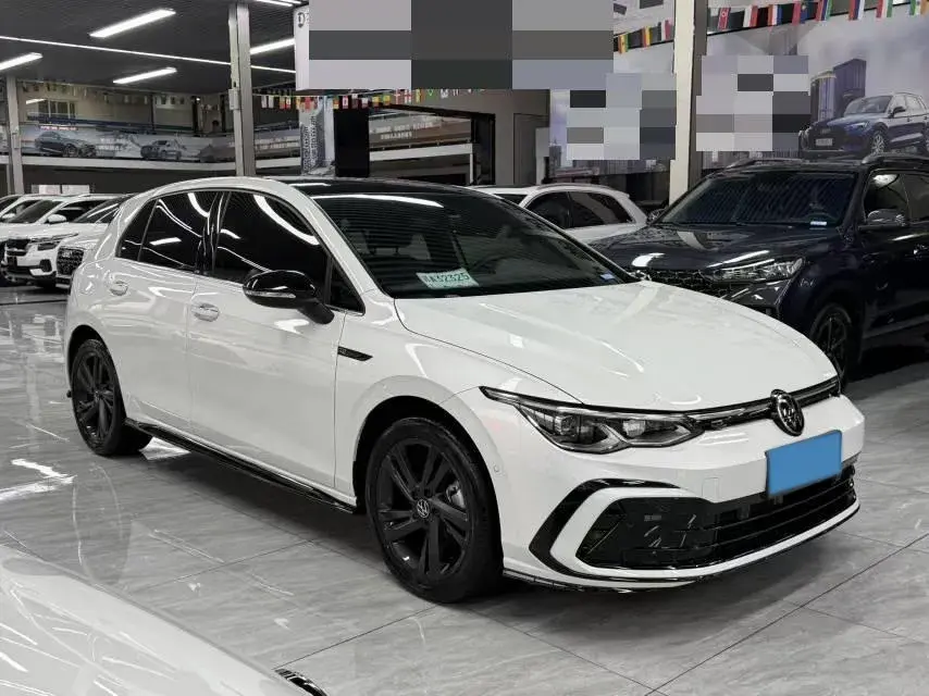 2021 VOLKSWAGEN GOLF thumbnail 3