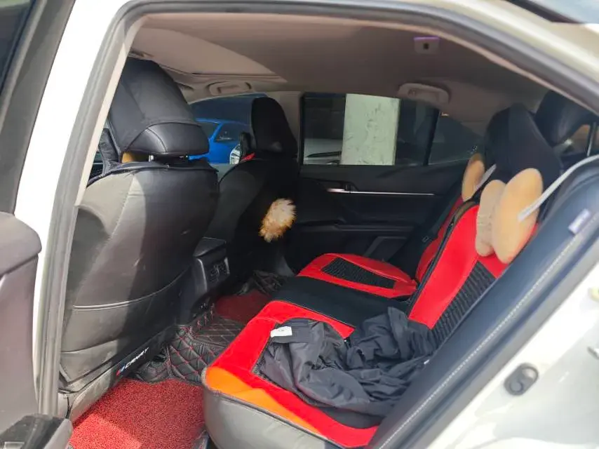 2019 TOYOTA CAMRY thumbnail 4