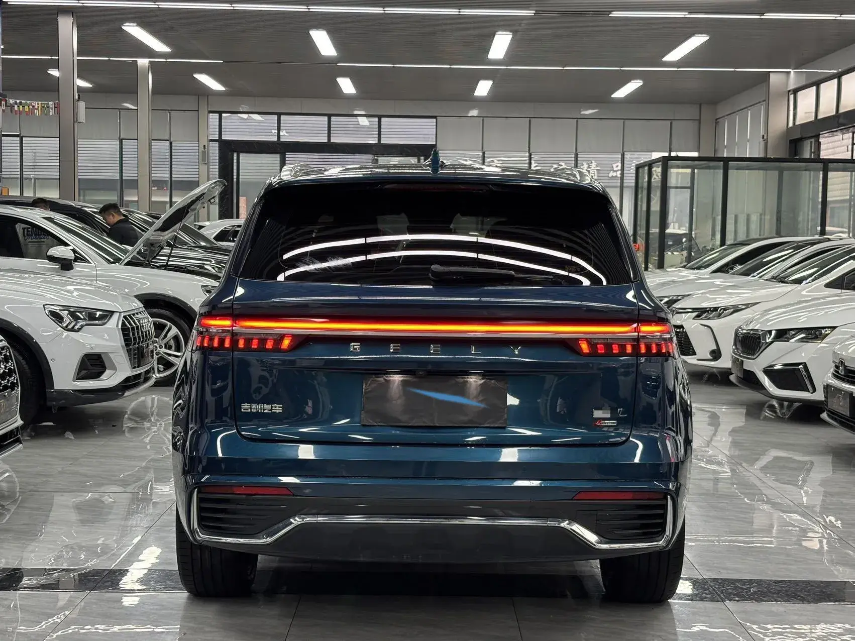 2021 GEELY MONJARO thumbnail 4